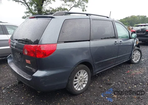 2010 Toyota Sienna Xle from USA, damaged, VIN 5TDDK4CC9AS031528